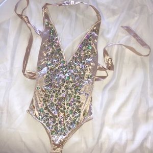 Iheartraves body suit